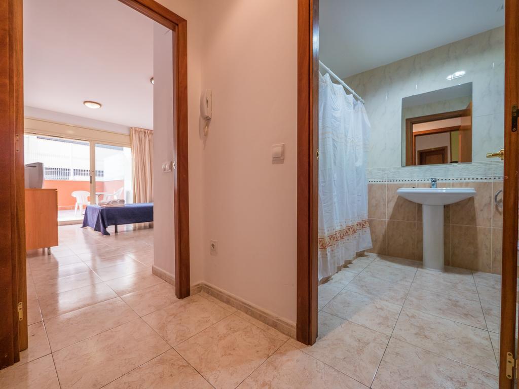 Apartaments Ar Easy Santa Anna II Льорет-де-Мар Экстерьер фото