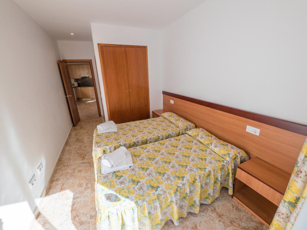 Apartaments Ar Easy Santa Anna II Льорет-де-Мар Экстерьер фото