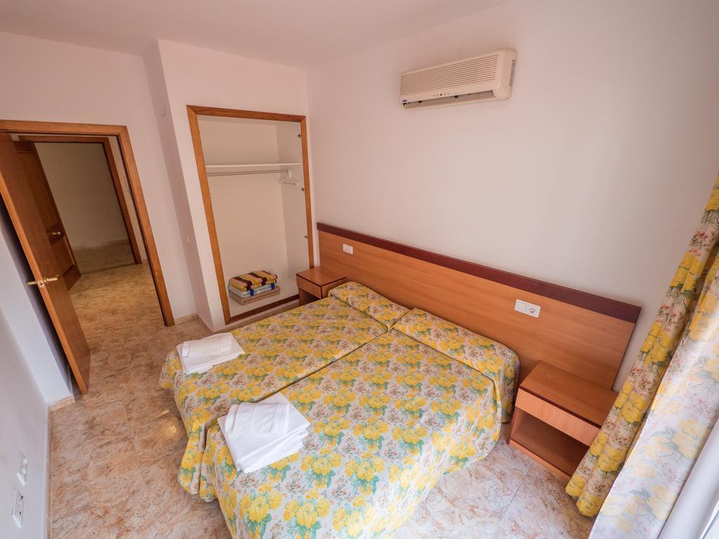 Apartaments Ar Easy Santa Anna II Льорет-де-Мар Экстерьер фото