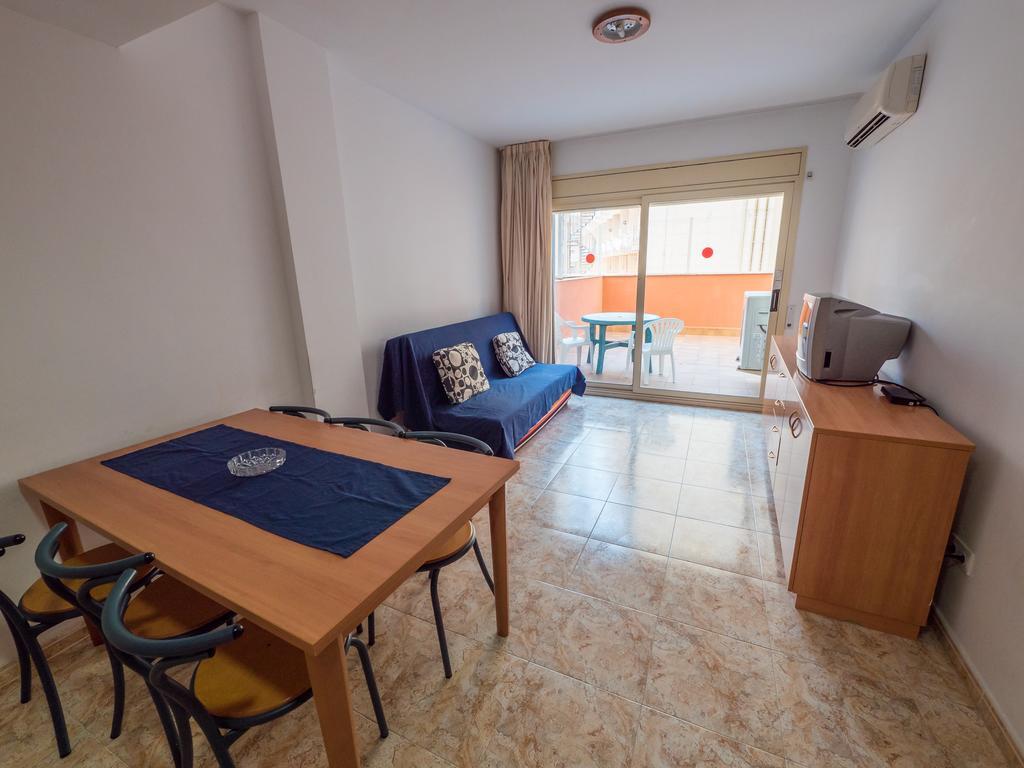 Apartaments Ar Easy Santa Anna II Льорет-де-Мар Экстерьер фото