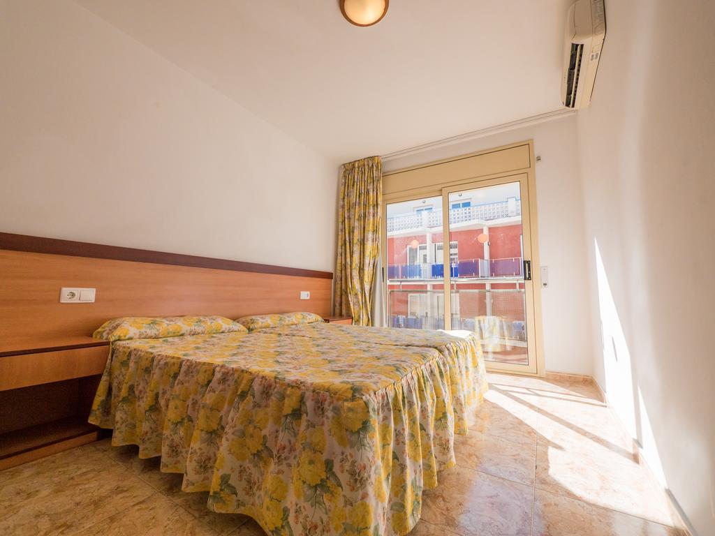 Apartaments Ar Easy Santa Anna II Льорет-де-Мар Экстерьер фото