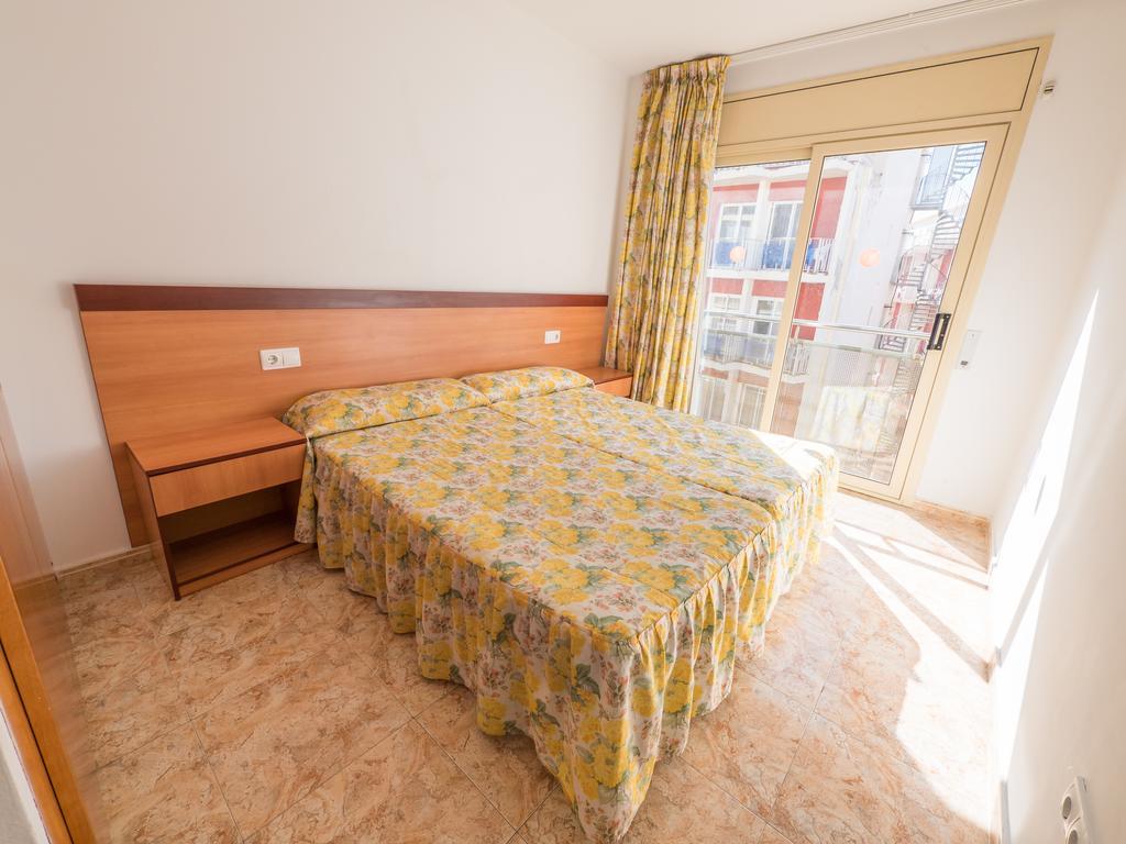 Apartaments Ar Easy Santa Anna II Льорет-де-Мар Экстерьер фото