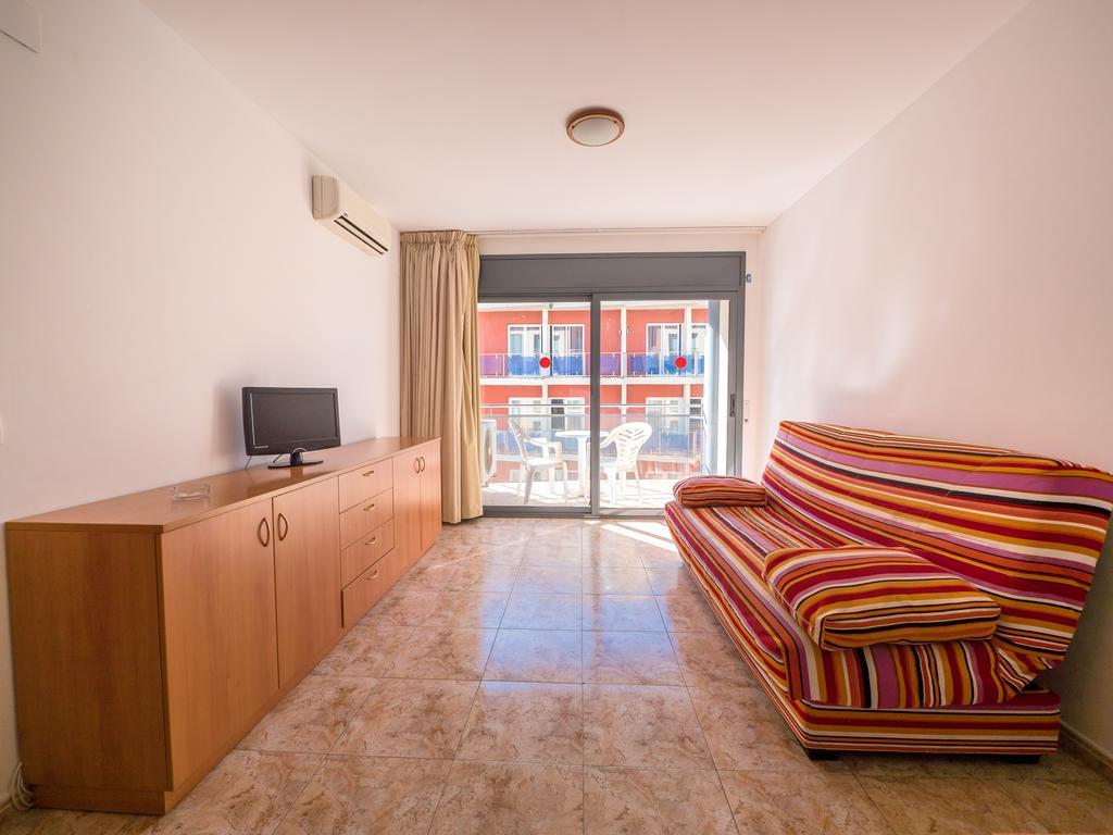 Apartaments Ar Easy Santa Anna II Льорет-де-Мар Экстерьер фото